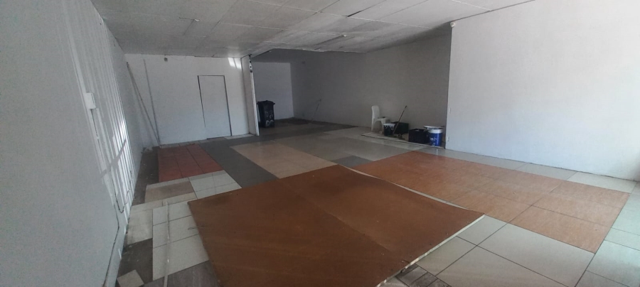 To Let commercial Property for Rent in Lansdowne Western Cape